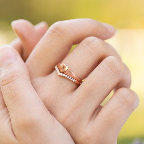 Engravable Heart Signet Ring