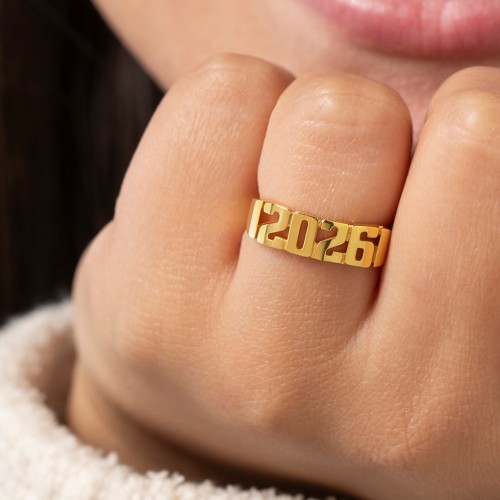 Personalized Year Ring – 10K White Gold