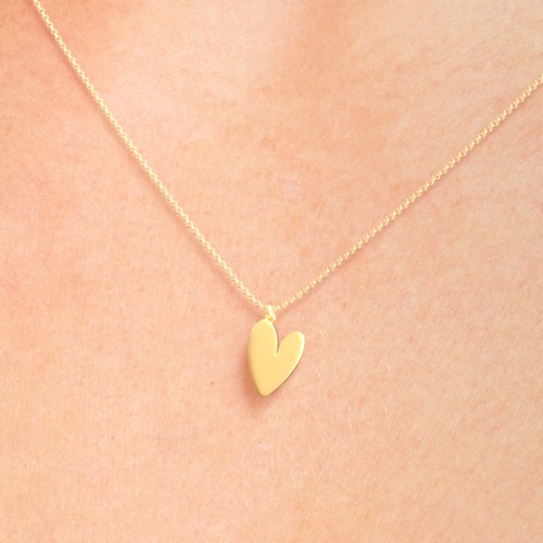 Tilted Heart with Side Engraving – 10K Yellow Gold
