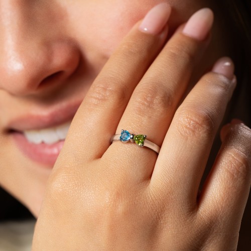 Adorable Bow Ring – Sterling Silver with Cubic Zirconia and Garnet